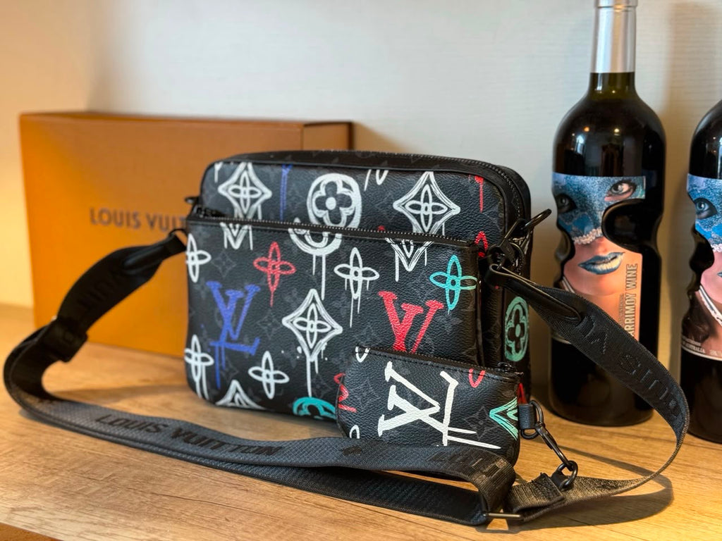mens trio messenger bag