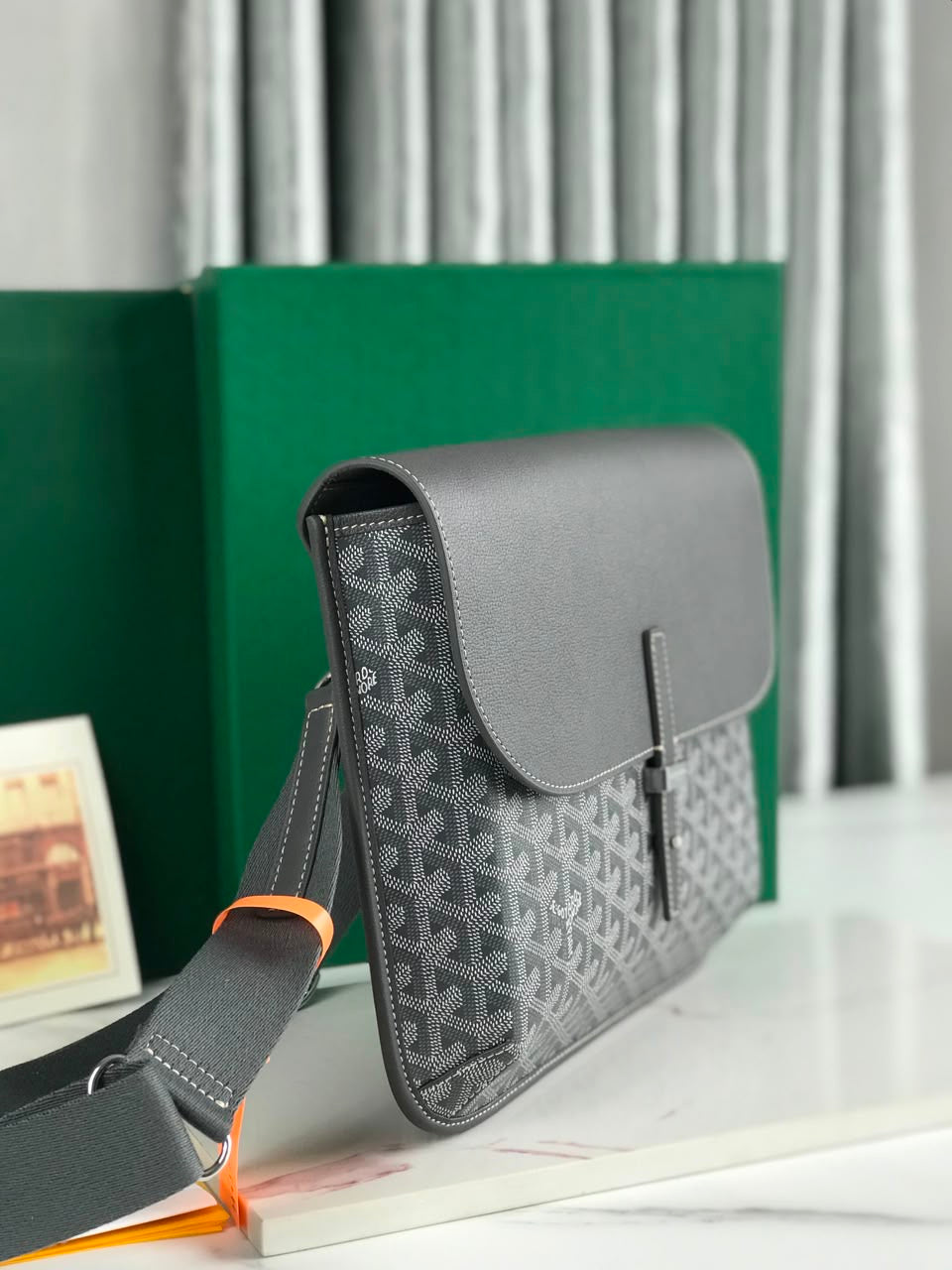 mens messenger bag